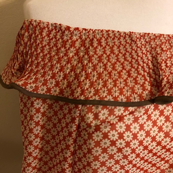 A’reve Anthropologie Red Off Shoulder Floral Top - Picture 7 of 11
